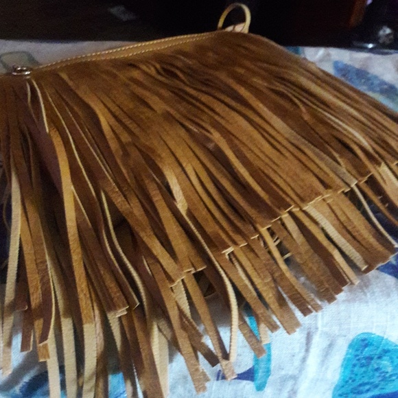 Purses - Picture 2 of 6